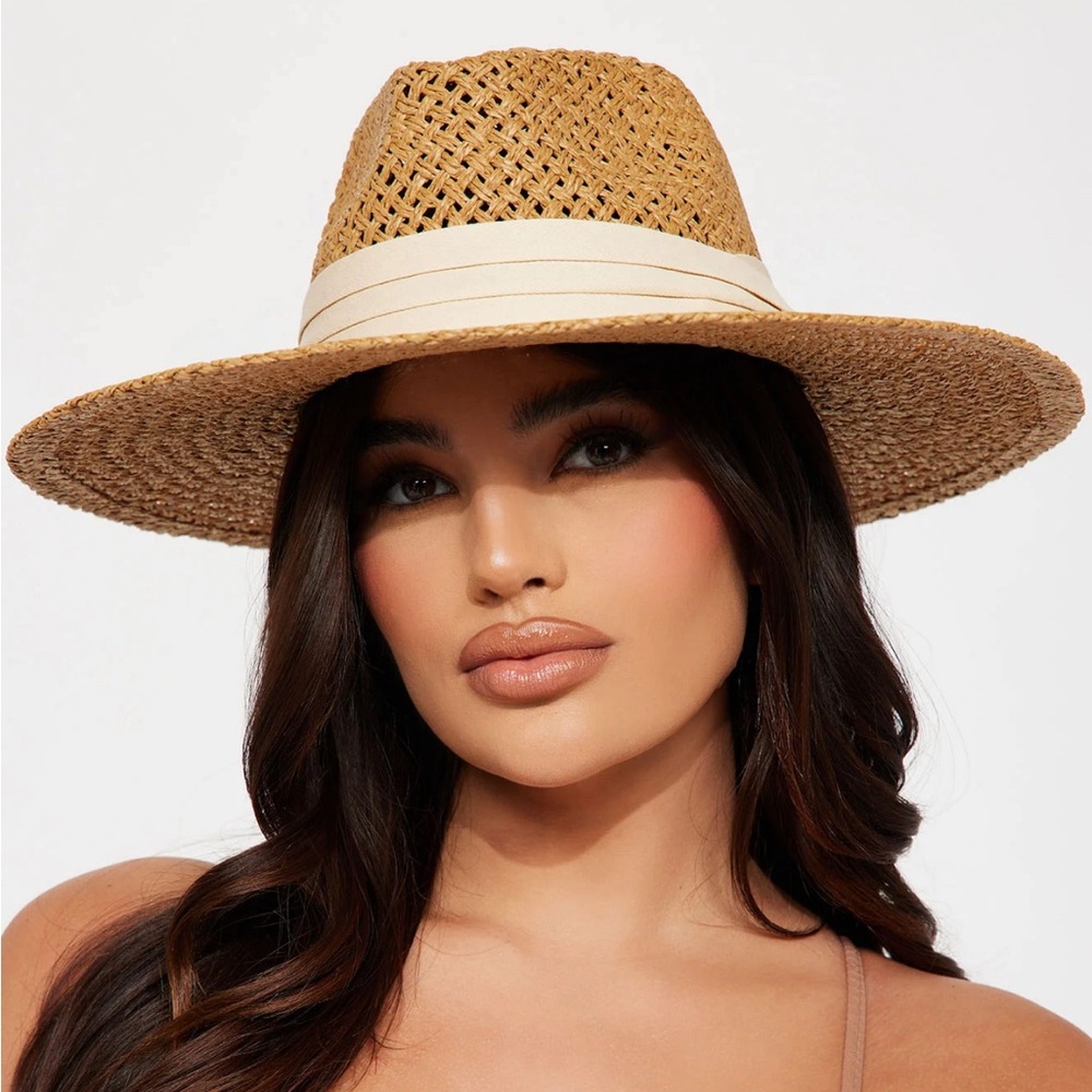 New hat fashion nova